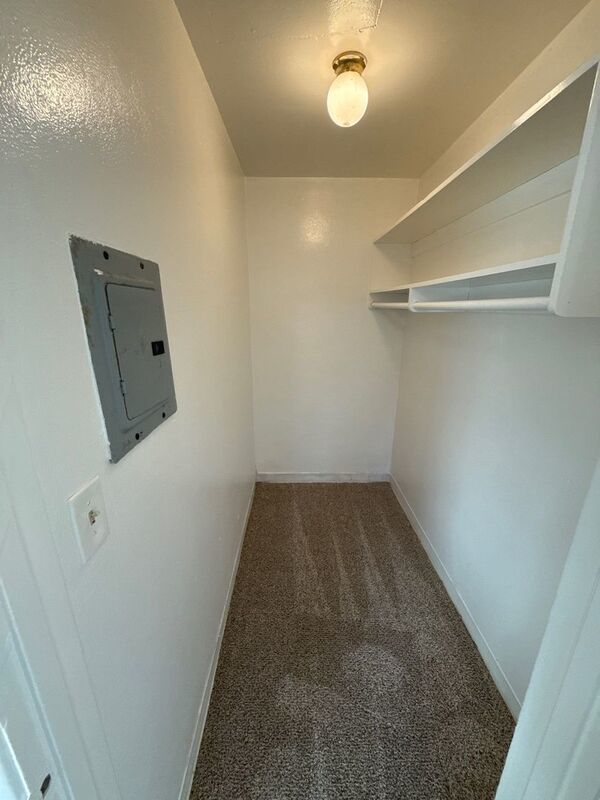 $895 First 3 Months, SE Salem 1 Bed, 1 Bath, Apartment, Laundry On Site, Pet Friendly, AVAILABLE NOW! property image