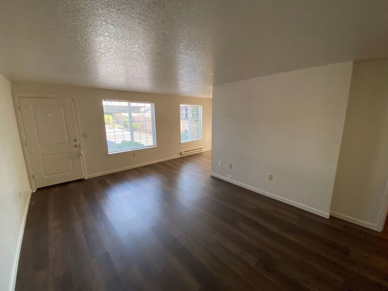 NE Silverton 2 Bed 1 Bath 1st Floor Apartment, Washer & Dryer Hookups, W/S/G Paid, COMING SOON! property image