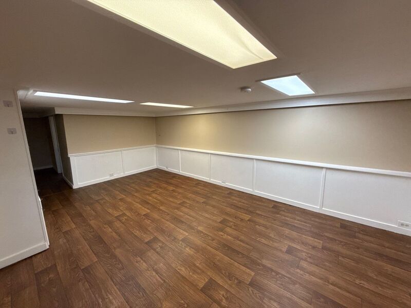 NE Salem, 2 Bed , 1 Bath Duplex Utilities Included in Rental Amount, AVAILABLE NOW! property image