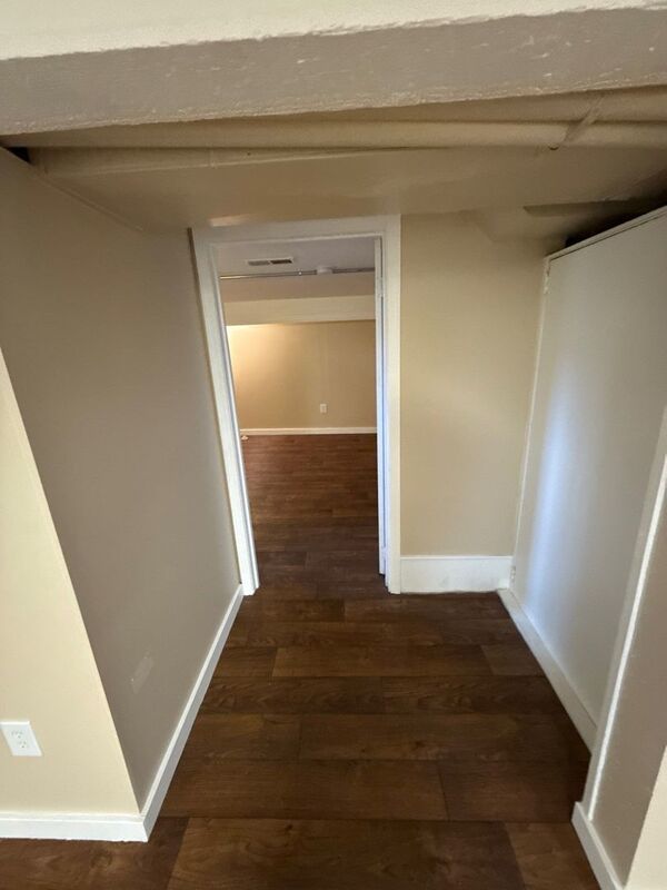 NE Salem, 2 Bed , 1 Bath Duplex Utilities Included in Rental Amount, AVAILABLE NOW! property image