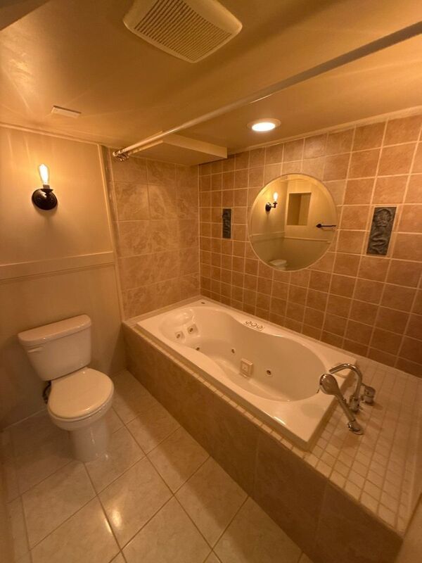 NE Salem, 2 Bed , 1 Bath Duplex Utilities Included in Rental Amount, AVAILABLE NOW! property image