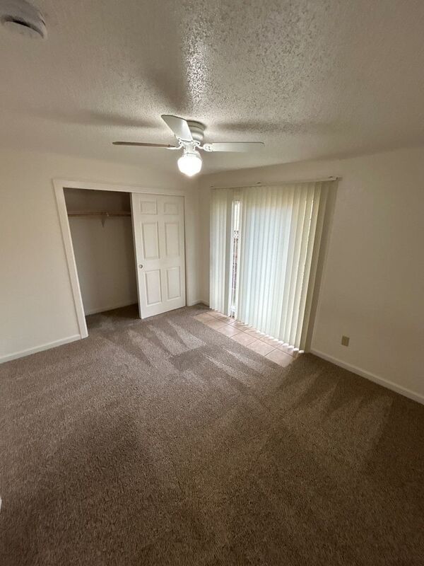 SW Albany, 1 Bed, 1 Bath, Spacious 1st Floor Apartment, Flat Fee for W/S/G, AVAILABLE NOW! property image