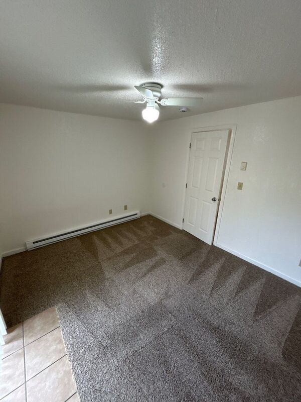 SW Albany, 1 Bed, 1 Bath, Spacious 1st Floor Apartment, Flat Fee for W/S/G, AVAILABLE NOW! property image