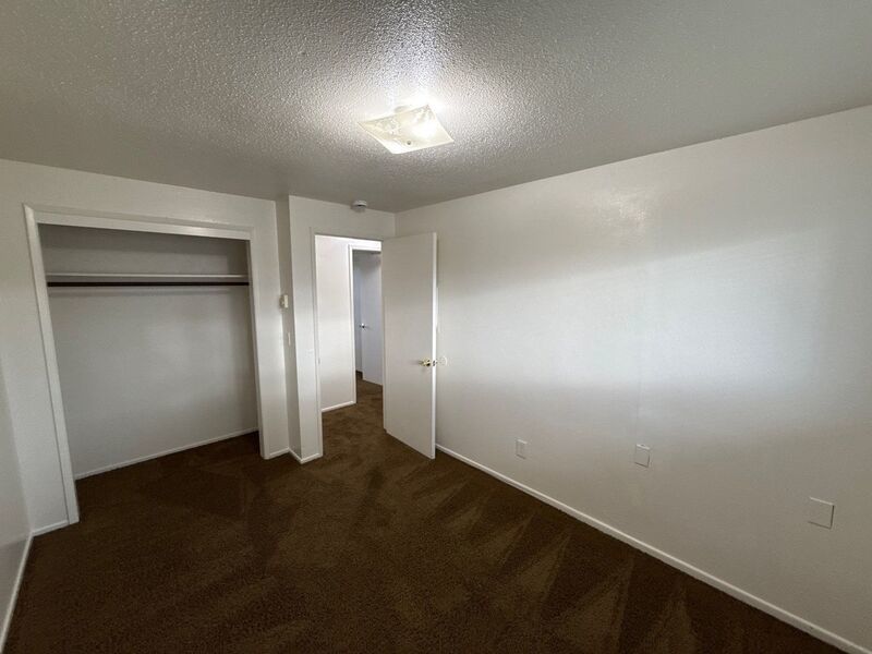 $1095 First 3 Months, Spacious, NE Salem, 2 Bed, 1 Bath, 1st Floor Apartment, AVAILABLE NOW! property image
