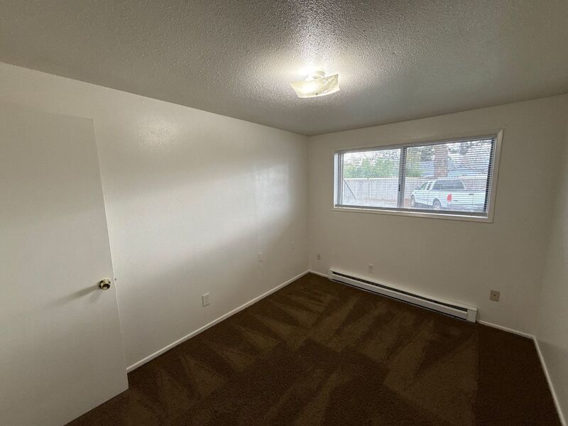 $1095 First 3 Months, Spacious, NE Salem, 2 Bed, 1 Bath, 1st Floor Apartment, AVAILABLE NOW! property image
