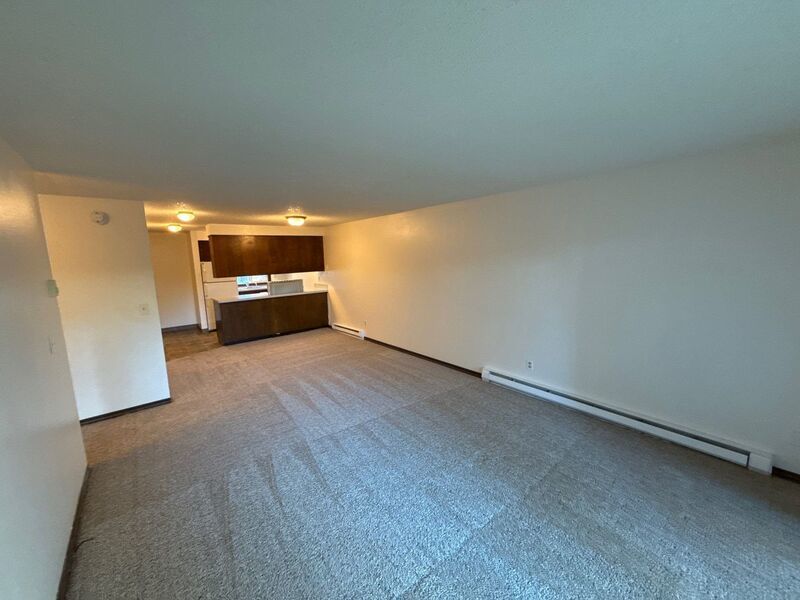 $1,095 First 3 Months, SE Salem 2 Bed 1 Bath, 1st Floor Apartment, Pet's are Welcome, AVAILABLE NOW! property image