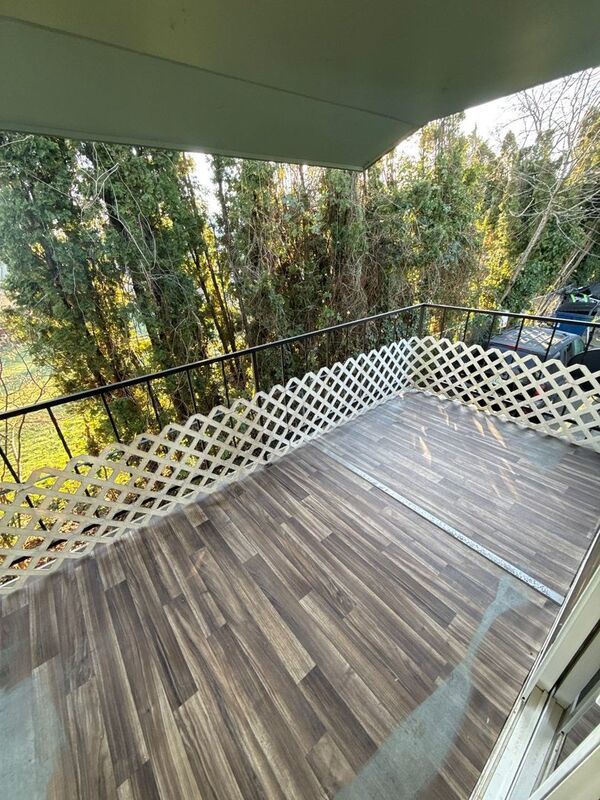 $1095 First 3 Months, SE Salem 2 Bed 1 Bath, 2nd Floor Apartment, Pet's are Welcome, AVAILABLE NOW! property image