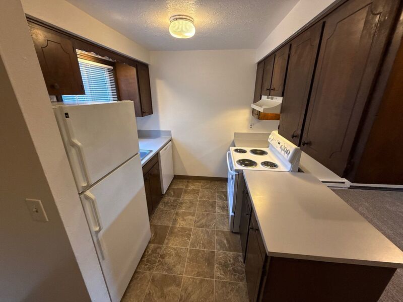 $1,095 First 3 Months, SE Salem 2 Bed 1 Bath, 1st Floor Apartment, Pet's are Welcome, AVAILABLE NOW! property image