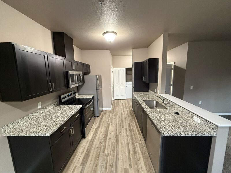 NE Salem, Newer Community 2 Bed, 2 Bath, 1st Floor Unit, deck, and AC!, COMING SOON! property image