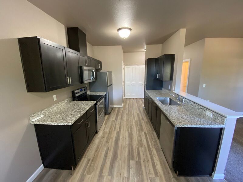 NE Salem, Newer Community 2 Bed, 2 Bath, 1st Floor Unit, deck, and AC!, COMING SOON! property image