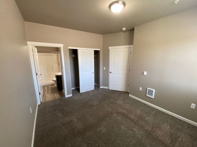 NE Salem, Newer Community 2 Bed, 2 Bath, 1st Floor Unit, deck, and AC!, COMING SOON! property image