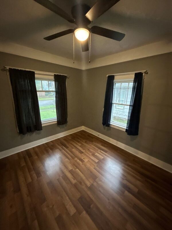 NW Salem, 3 Bedroom, 1 Bath, Single Family Home Washer/Dryer Included, AVAILABLE NOW! property image