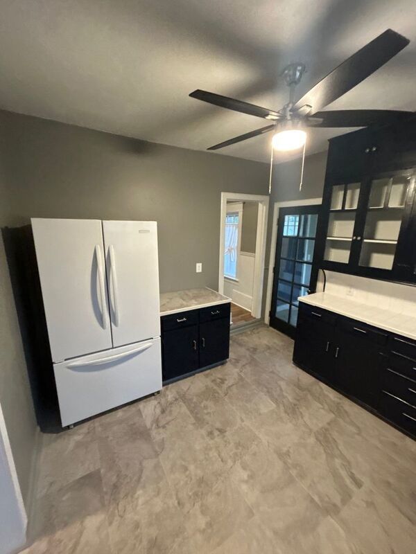 NW Salem, 3 Bedroom, 1 Bath, Single Family Home Washer/Dryer Included, AVAILABLE NOW! property image