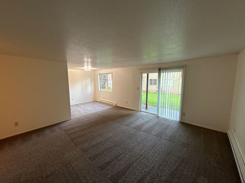 $1,095 First 3 Months, NE Salem, 2 Bed, 1 Bath, 1st Floor Apartment, AVAILABLE NOW! property image