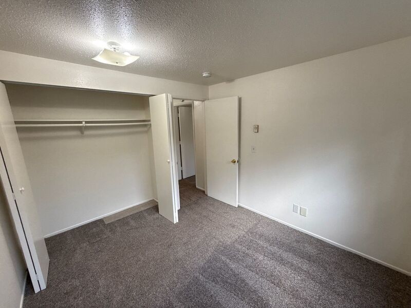 $1,095 First 3 Months, NE Salem, 2 Bed, 1 Bath, 1st Floor Apartment, AVAILABLE NOW! property image