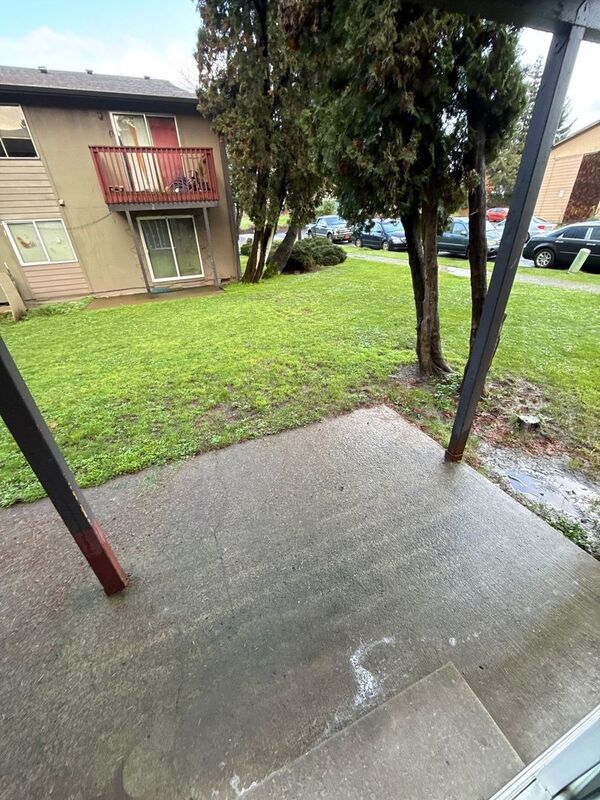 $1,095 First 3 Months, NE Salem, 2 Bed, 1 Bath, 1st Floor Apartment, AVAILABLE NOW! property image