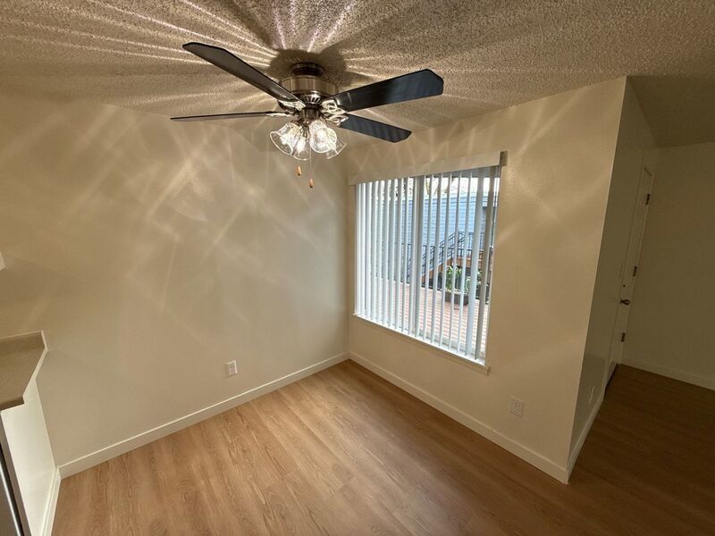 $1,145 First 3 Months, NW Salem, 2 Bed, 1 Bath, Spacious 2nd Floor Apartment, Pets are Welcome, AVAILALBE NOW! property image