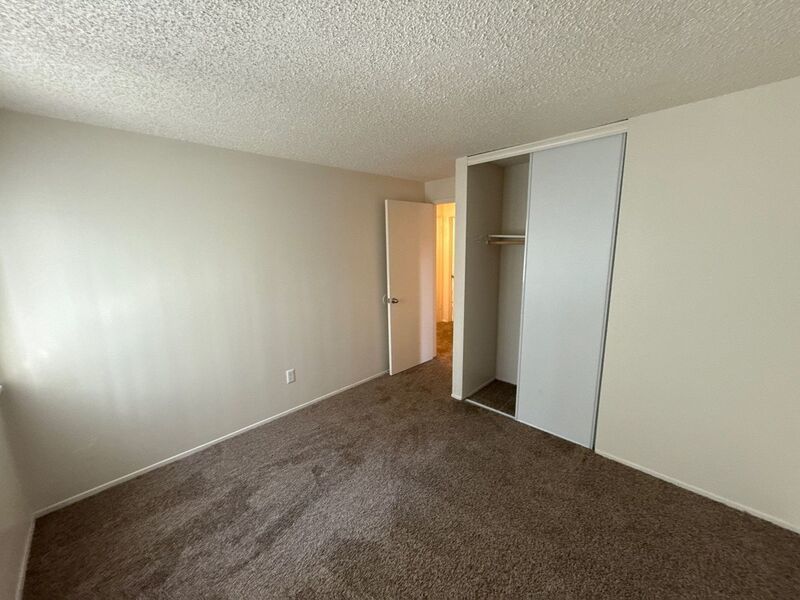 $1,145 First 3 Months, NW Salem, 2 Bed, 1 Bath, Spacious 2nd Floor Apartment, Pets are Welcome, AVAILALBE NOW! property image