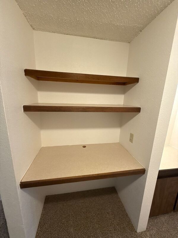 NW Corvallis 2 Bed, 1 Bath, 2nd Floor, AVAILABLE NOW! property image