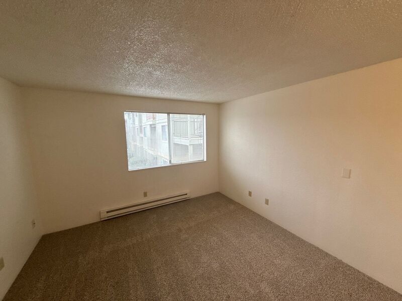 NW Corvallis 2 Bed, 1 Bath, 2nd Floor, AVAILABLE NOW! property image