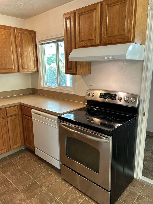 Beautiful Corvallis 4 Bed 1 Bath Single Family Home, COMING SOON! property image