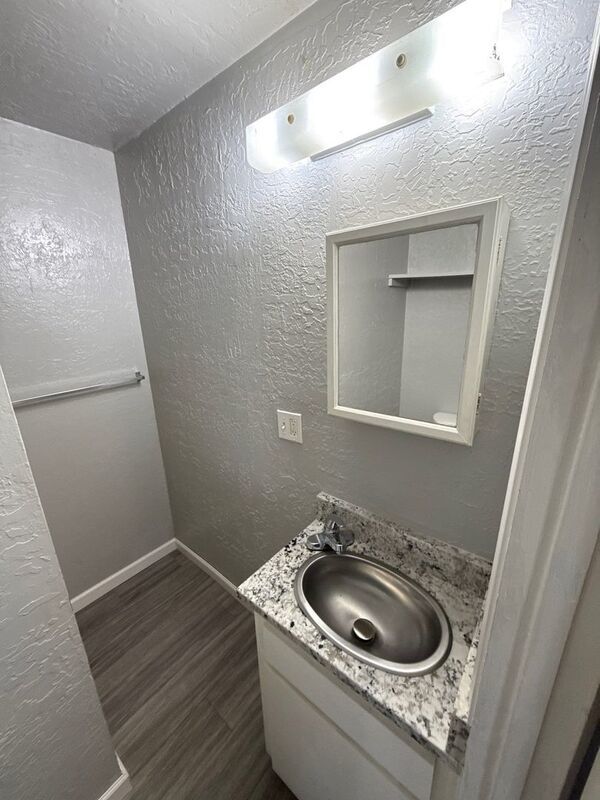 Sweet Home 1 Bed, 1 Bath, Apartment, AVAILABLE NOW! property image