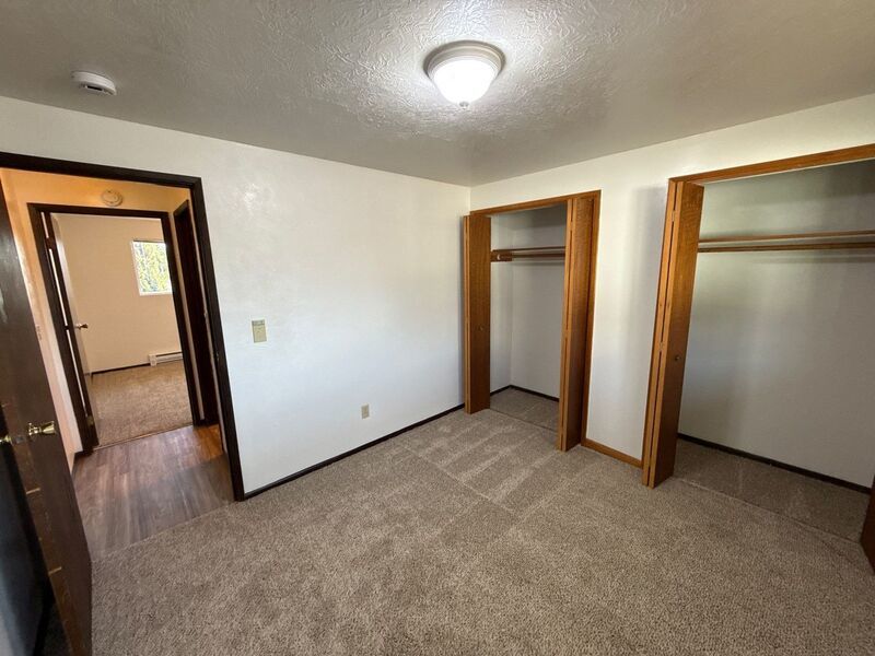 SE Dallas, Single Story Complex, 2 Bed, 1 Bath, Apartment, Pet Friendly, AVAILABLE NOW! property image