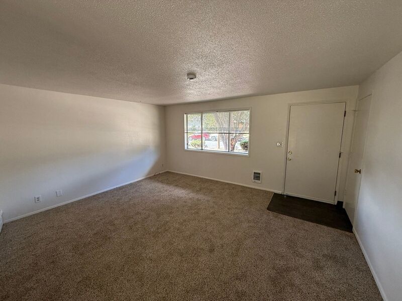 NE Salem, 2 Bed, 1 Bath, 1st Floor Apartment, COMING SOON! property image