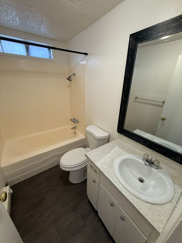 NE Salem, 2 Bed, 1 Bath, 1st Floor Apartment, COMING SOON! property image