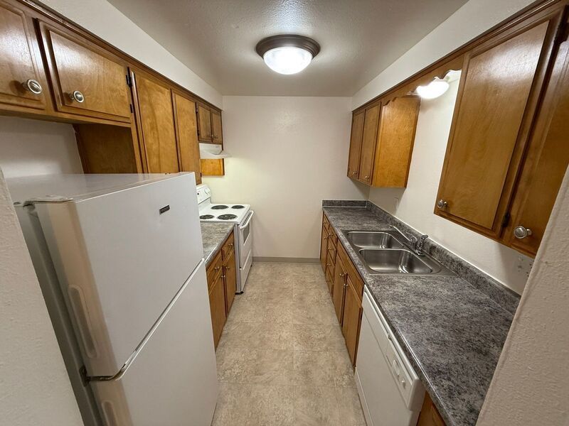 NW Salem, 1 Bed, 1 Bath, 1st Floor Apartment, W/S/G Paid, COMING SOON! property image