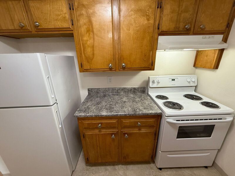 NW Salem, 1 Bed, 1 Bath, 1st Floor Apartment, W/S/G Paid, COMING SOON! property image