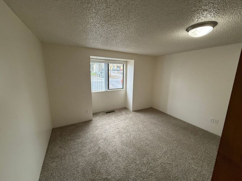 NW Salem, 1 Bed, 1 Bath, 1st Floor Apartment, W/S/G Paid, COMING SOON! property image