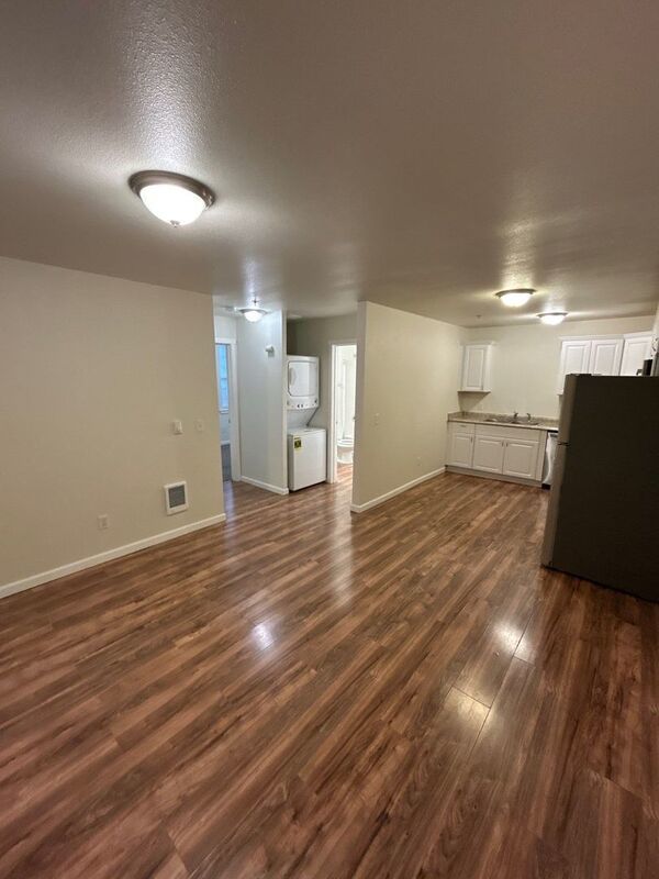 Mount Angel, 2 Bed, 1 Bath, 1st Floor Apartment, Pet Friendly, AVAILABLE NOW! property image