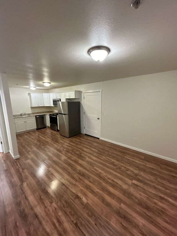 Mount Angel, 2 Bed, 1 Bath, 1st Floor Apartment, Pet Friendly, AVAILABLE NOW! property image