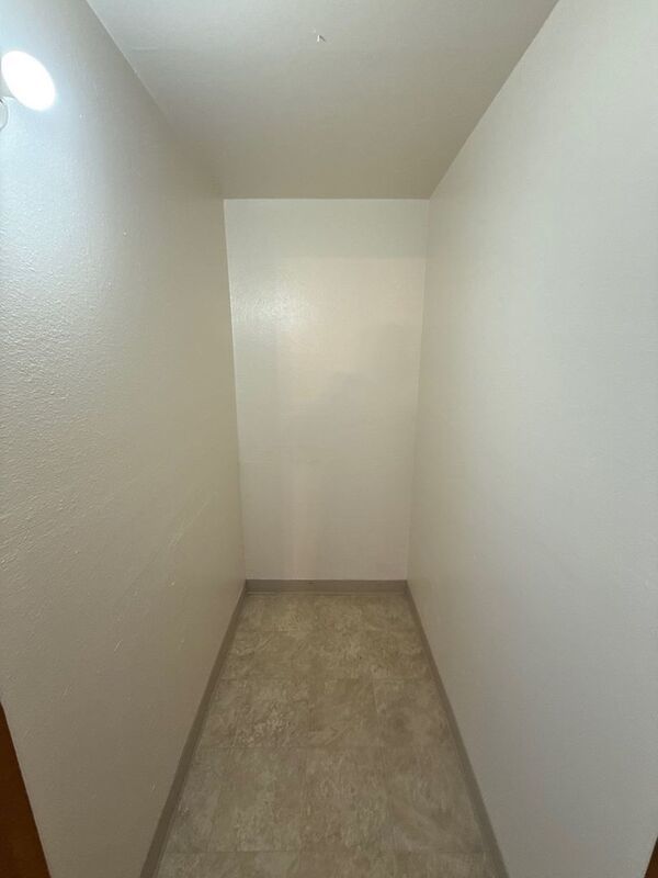 $1,125 First 3 Months, NW Salem 1 Bed, 1 Bath, 1st Floor Apartment, W/S/G Paid, AVAILABLE NOW! property image