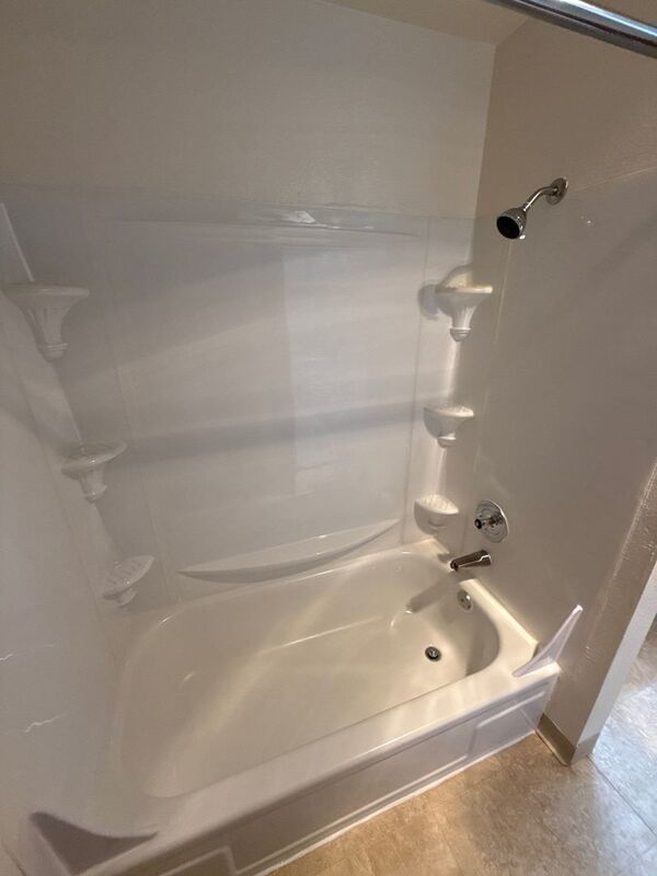 $1,125 First 3 Months, NW Salem 1 Bed, 1 Bath, 1st Floor Apartment, W/S/G Paid, AVAILABLE NOW! property image