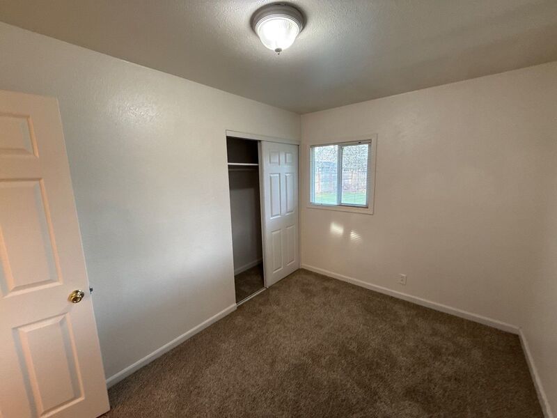 Beautiful Corvallis 4 Bed 1 Bath Single Family Home, AVAILABLE NOW! property image