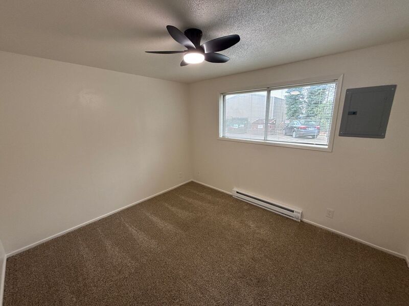 $1095 First 3 Months, NE Salem, 2 Bed, 1 Bath, 1st Floor Apartment, AVAILABLE NOW! property image