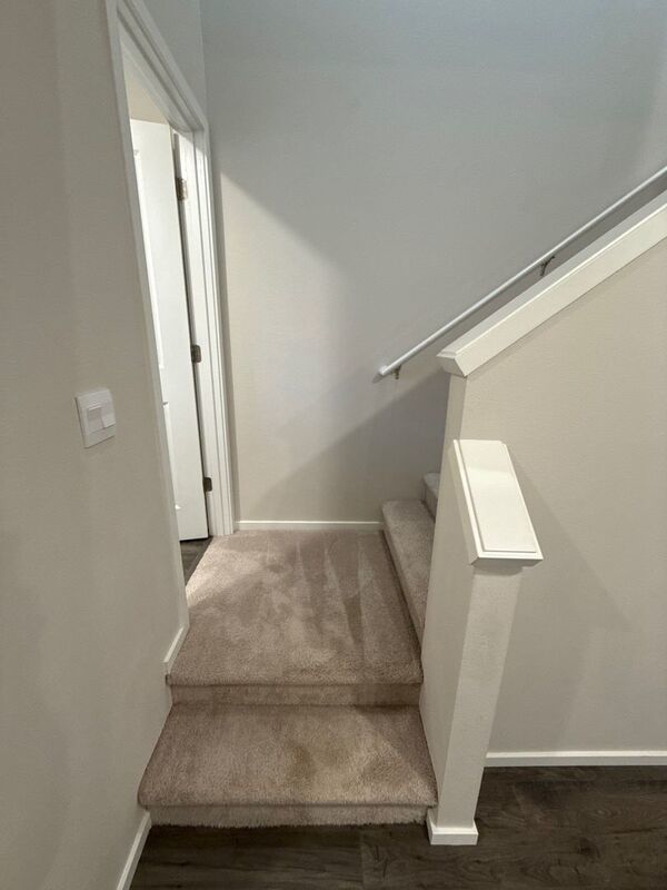 NE. Salem 4 Bed + Bonus Room, 2.5 Bath Single Family Home, AVAILABLE NOW! property image