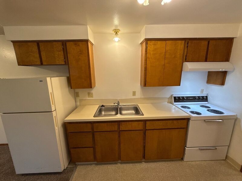 $945 First 3 Months, NE Keizer 1 Bed, 1 Bath, 1st Floor Apartment, Washer & Dryer in Unit, AVAILABLE NOW! property image