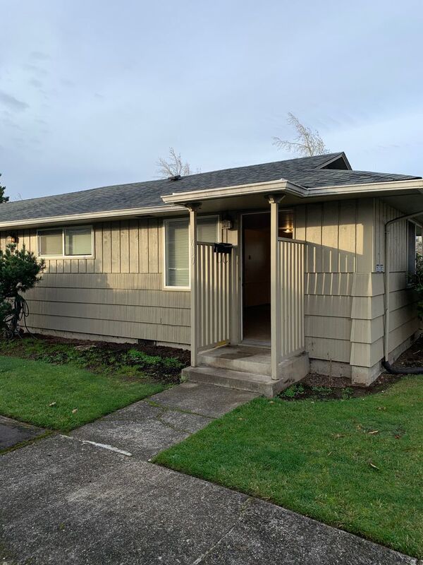 1 Bed 1 Bath End Unit, Available NOW! property image