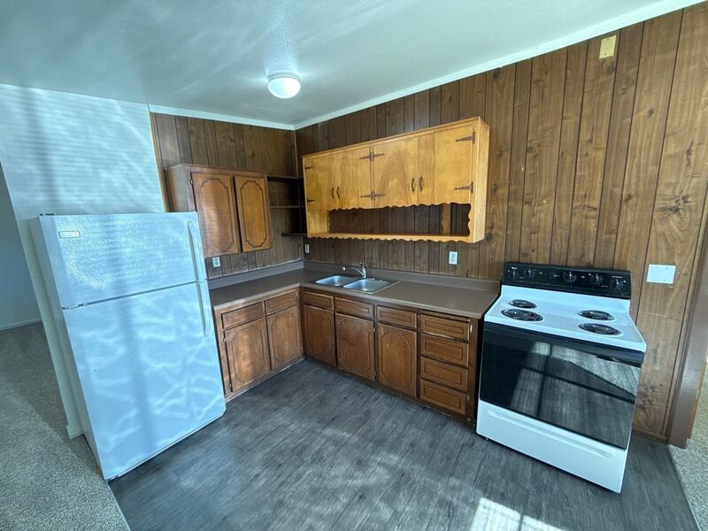 NE Salem 2 Bed,1 Bath, 1st Floor Apartment, AVAILABLE NOW! property image