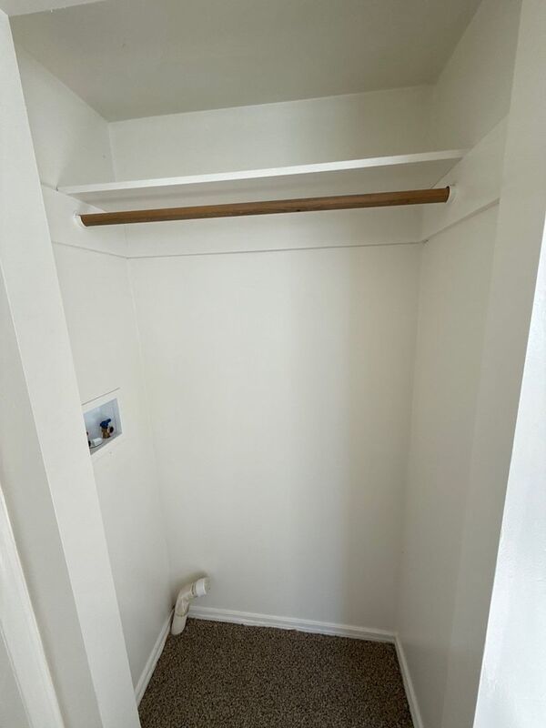 NE Salem 2 Bed,1 Bath, 1st Floor Apartment, AVAILABLE NOW! property image