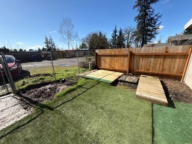 NE Salem 2 Bed,1 Bath, 1st Floor Apartment, AVAILABLE NOW! property image