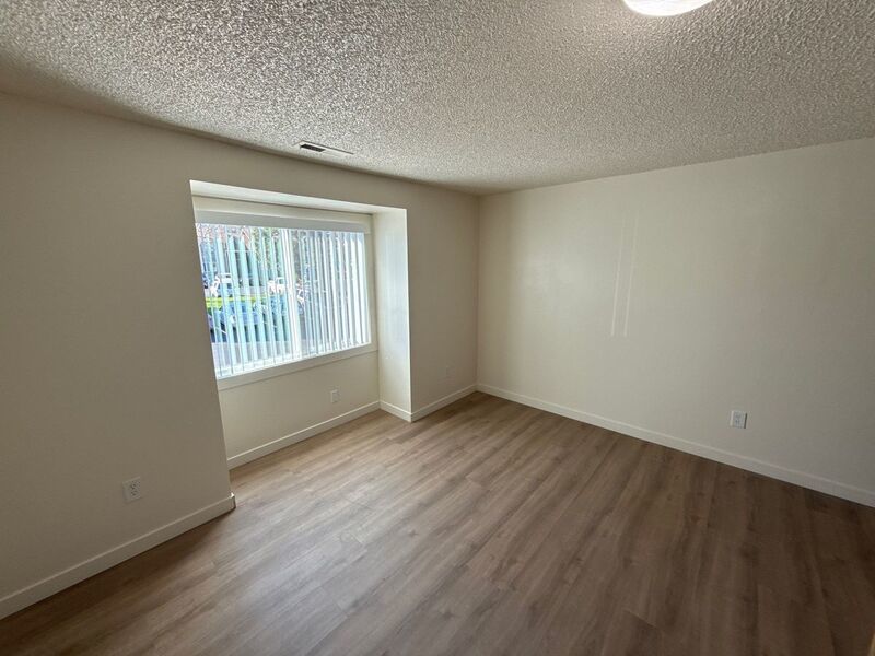 NW Salem 1 Bed, 1 Bath, 2nd Floor Apartment, AVAILABLE NOW! property image