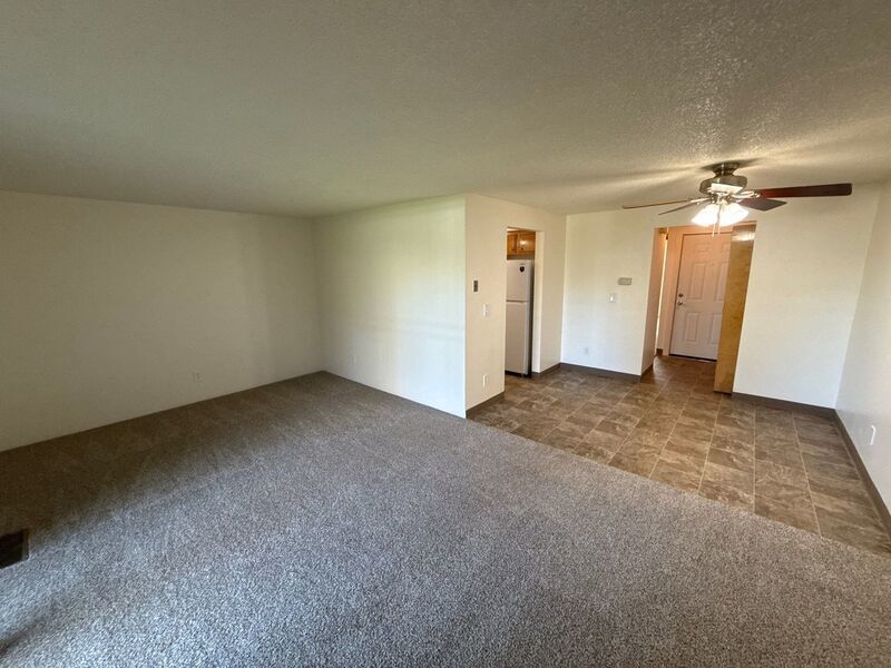 NW Salem 1 Bed, 1 Bath, 1st Floor Apartment, W/S/G Paid, AVAILABLE NOW! property image