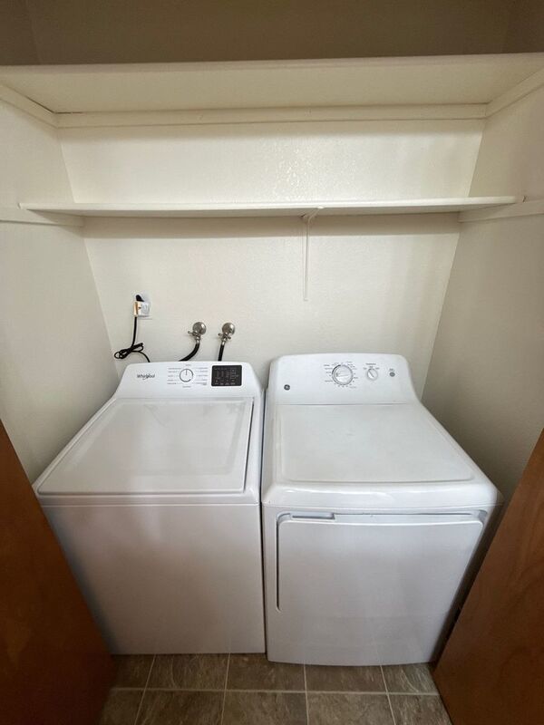 NW Salem 1 Bed, 1 Bath, 1st Floor Apartment, W/S/G Paid, AVAILABLE NOW! property image