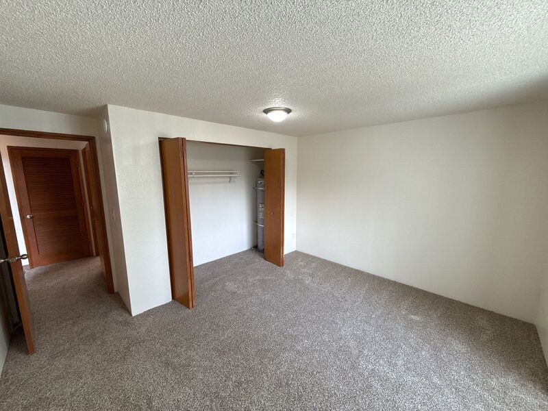 NW Salem 1 Bed, 1 Bath, 1st Floor Apartment, W/S/G Paid, AVAILABLE NOW! property image