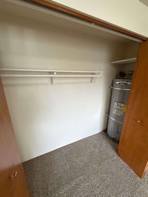 NW Salem 1 Bed, 1 Bath, 1st Floor Apartment, W/S/G Paid, AVAILABLE NOW! property image