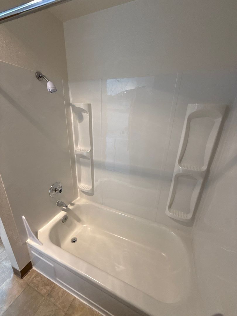 NW Salem 1 Bed, 1 Bath, 2nd Floor Apartment, AVAILABLE NOW! property image